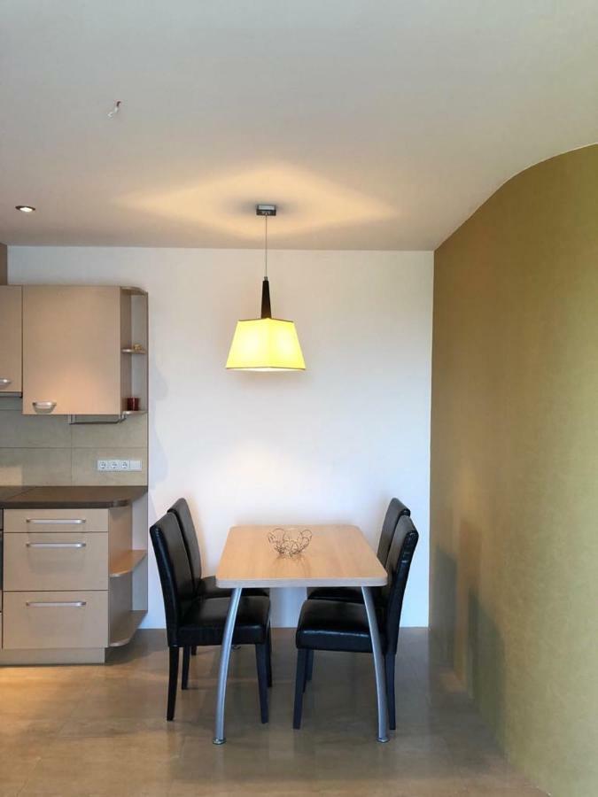 Three-Room Holiday Apartment Palanga Exteriör bild